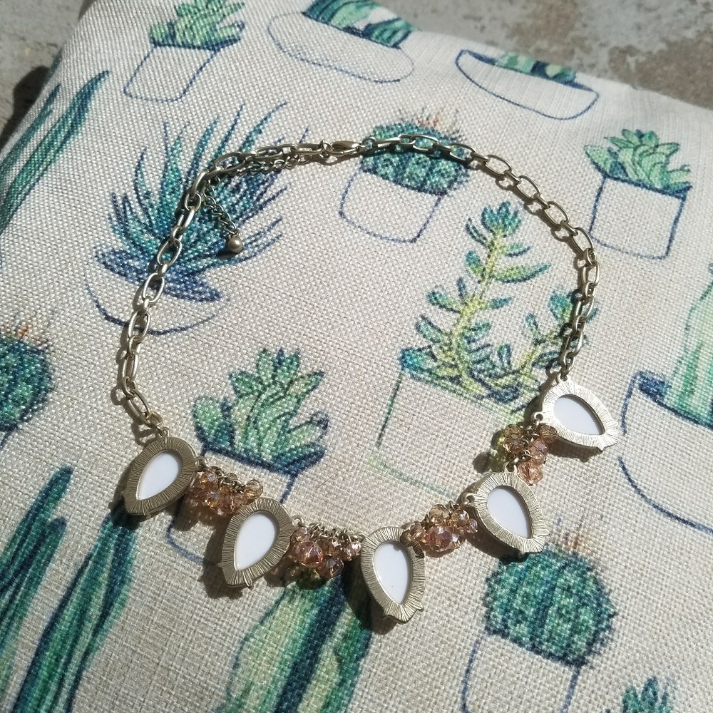 Francesca's Gold Pink Boho Statement Necklace OS Boutique Bling Dusty Rose - Picture 2 of 4